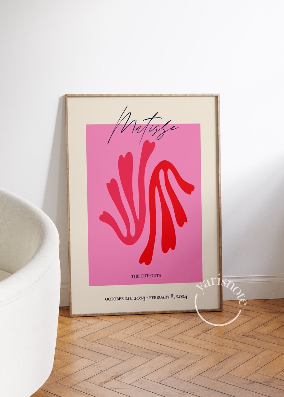 Trio of art prints featuring fluid shapes and soft hues for elegant interiors.