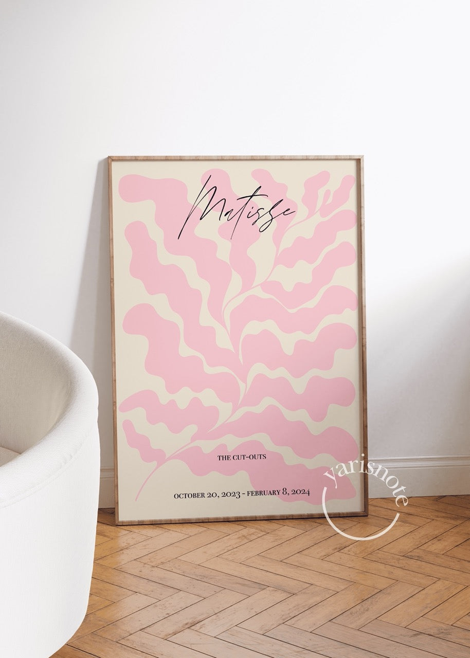 Trio of art prints featuring fluid shapes and soft hues for elegant interiors.