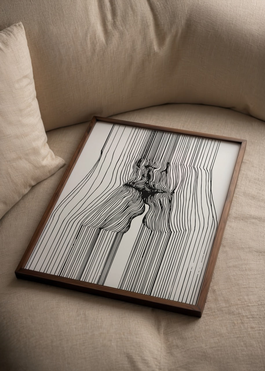 Minimalist kiss illustration in lines, perfect for modern wall art.